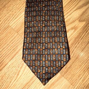 Ermenegildo Zegna Brown Blue Pattern on black background 100% Italian‎ Silk Tie